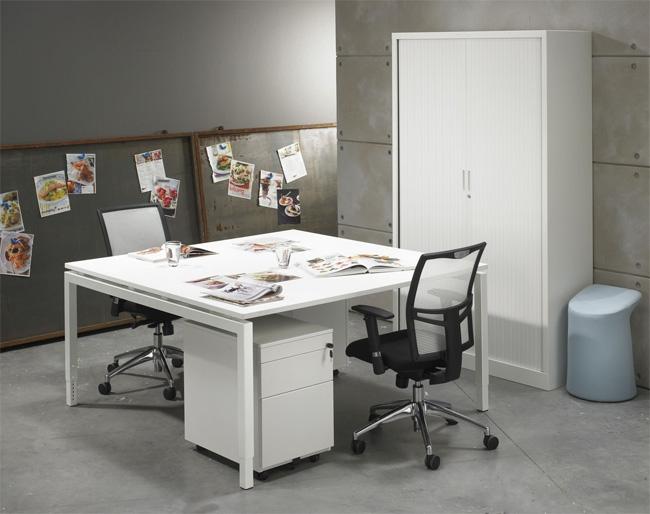 Vergadertafel Q-Bic | Bureau | Hoogte verstelbaar | 160 x 160 cm