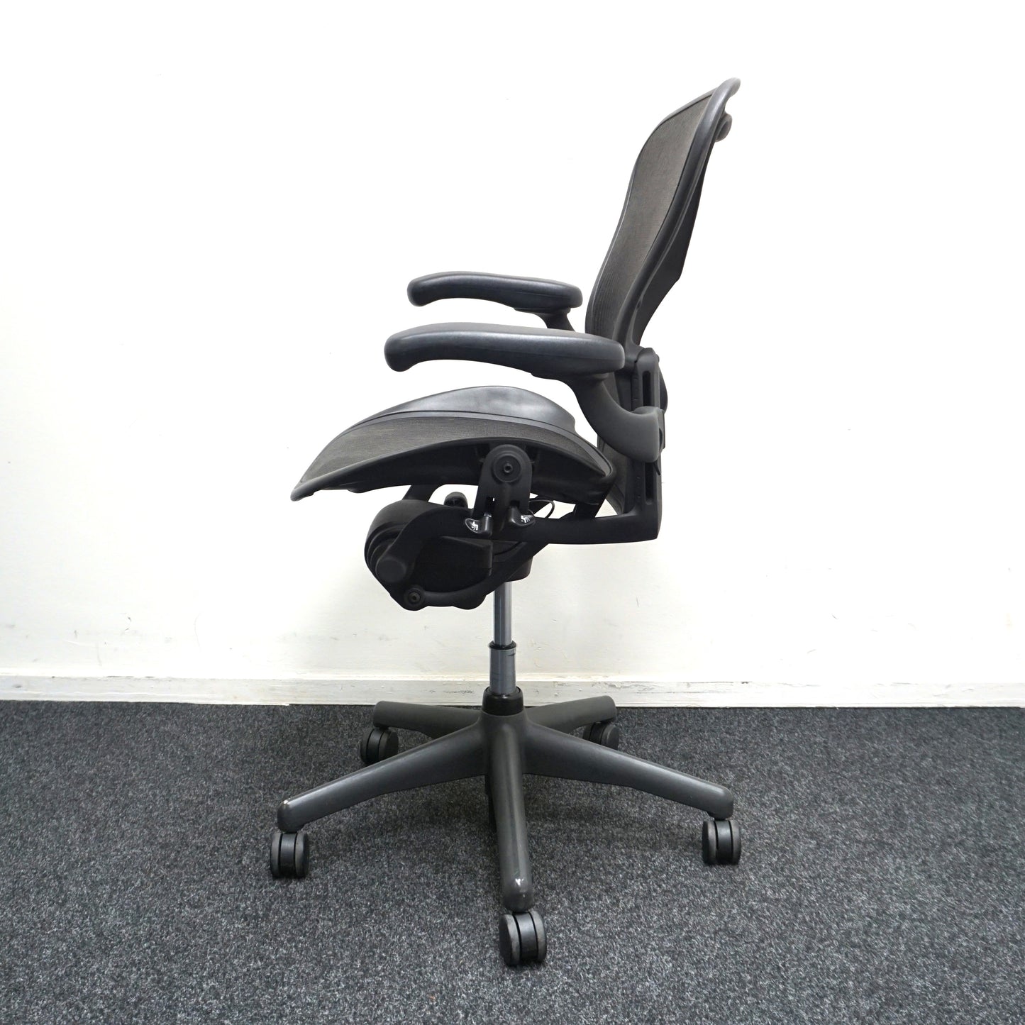 Herman Miller Aeron type B Bureaustoel | Ergonomisch | Antraciet