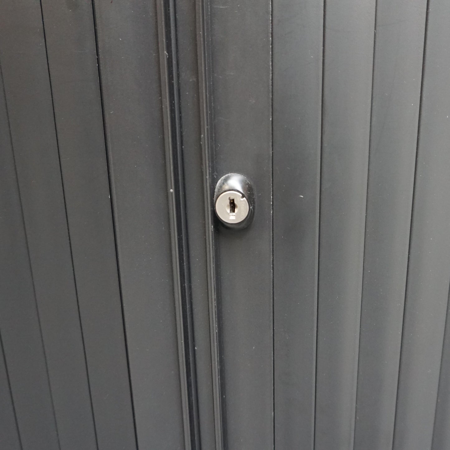 Ahrend Roldeurkast | Archiefkast | 195 x 120 x 45 cm | Zilvergrijs / Zwart