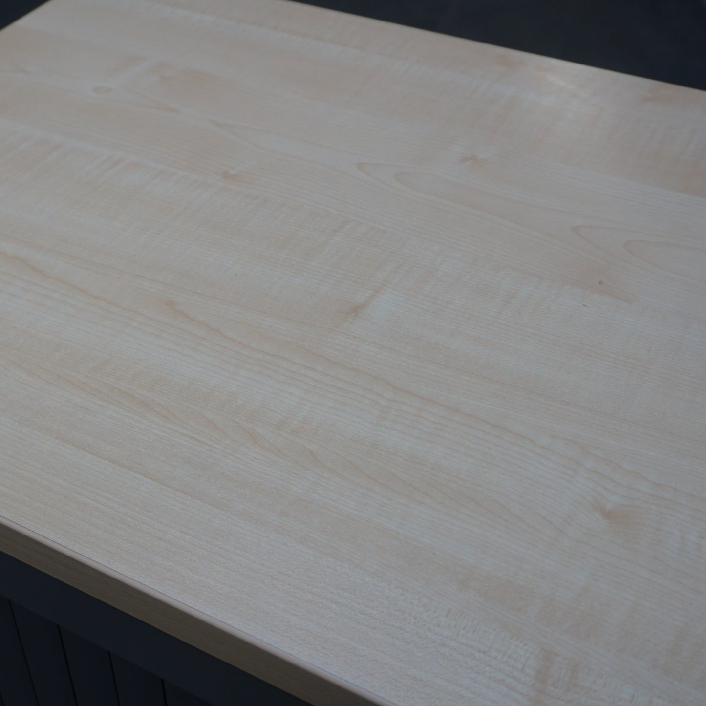 Aspa Roldeurkast | Archiefkast | 106 x 120 x 46 cm | Grijs / Ahorn blad