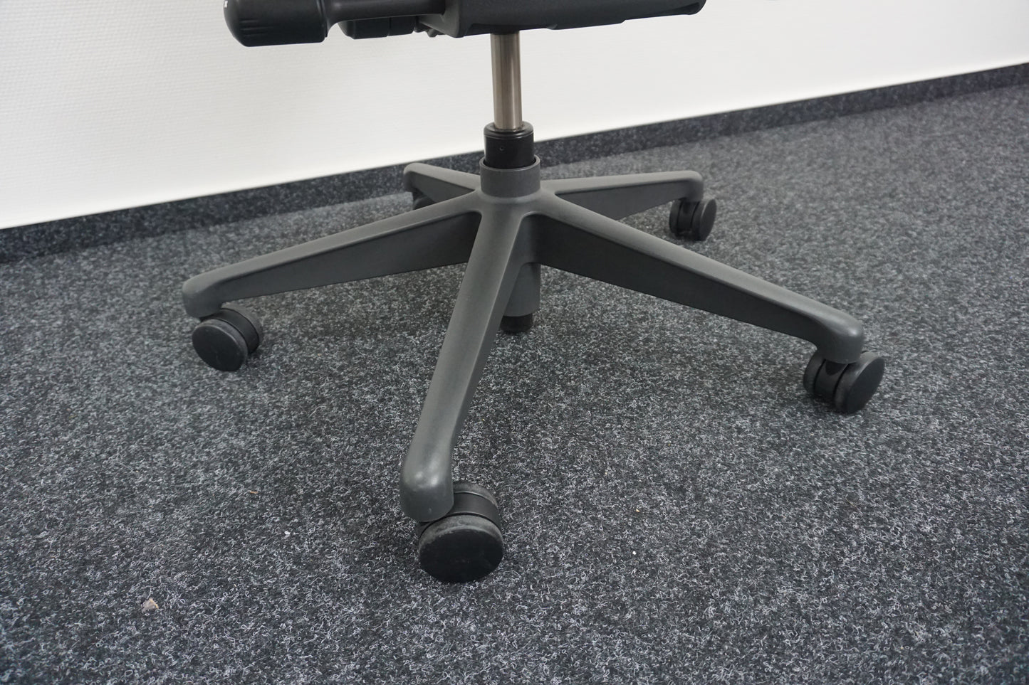 Herman Miller Aeron B Remastered Bureaustoel