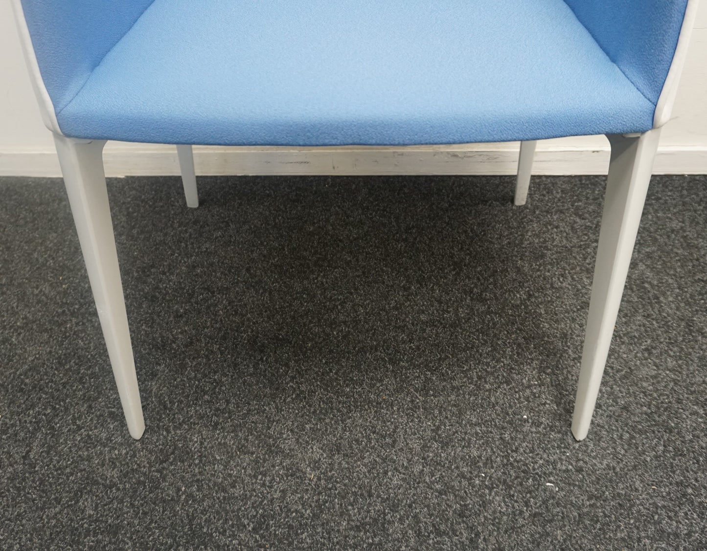 Pedrali Laja 885 Design Stoel | Wit / Blauw