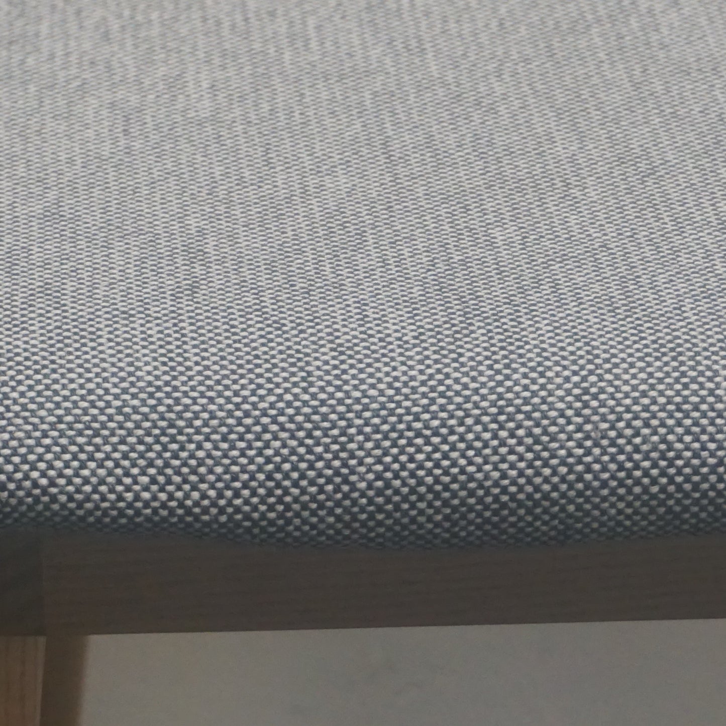 DeVorm Clip Design Stoelen | Hout | Stof | Grijs