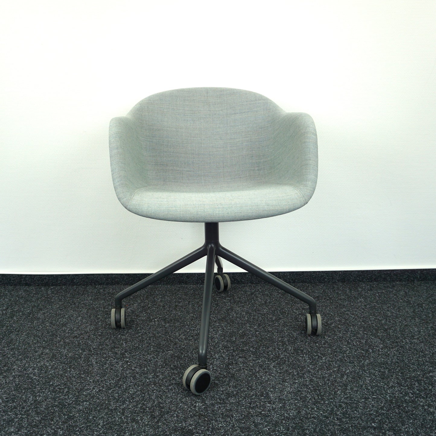 Muuto Fiber Vergaderstoel | Conferentiestoel | Blauw/Groen Gemêleerd