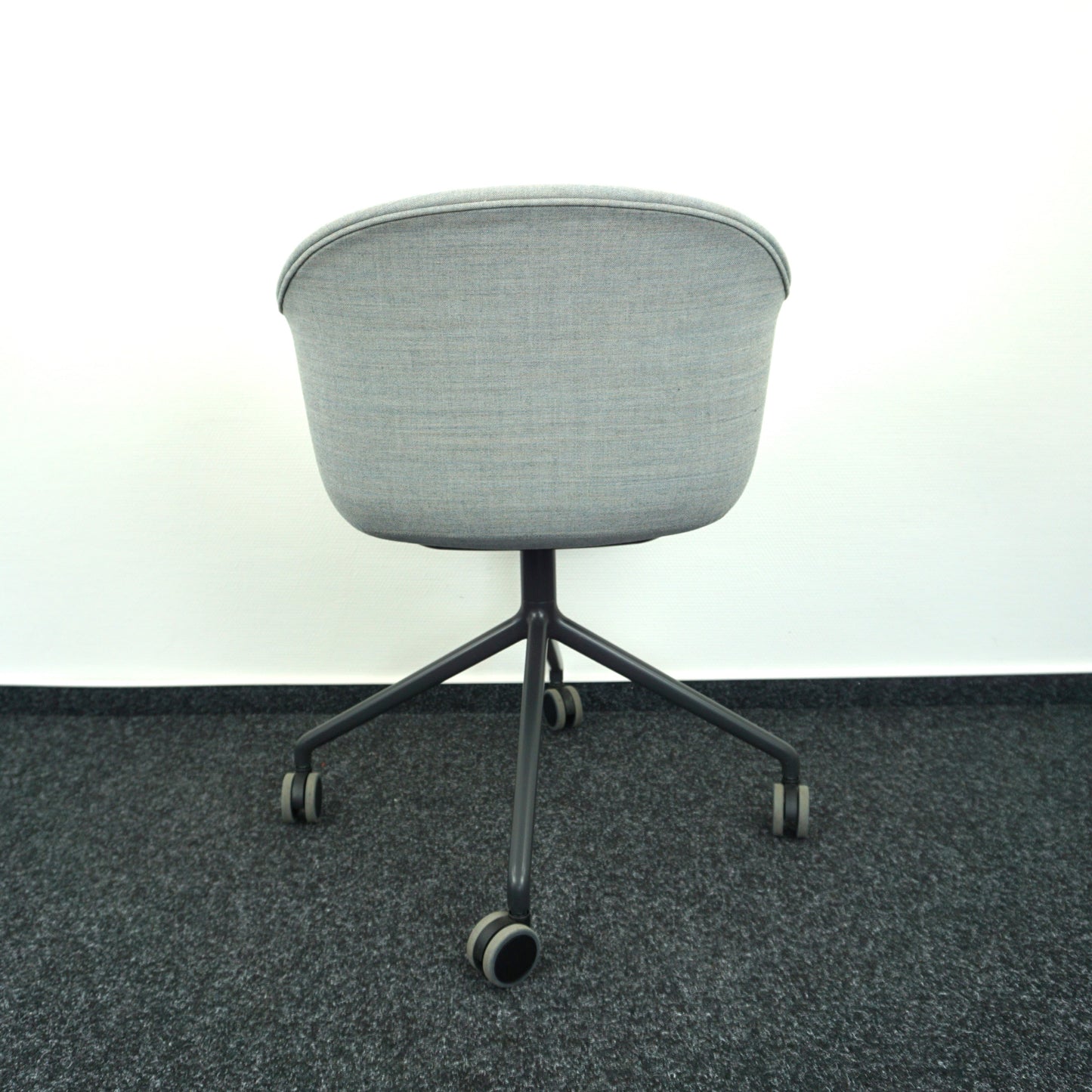 Muuto Fiber Vergaderstoel | Conferentiestoel | Blauw/Groen Gemêleerd