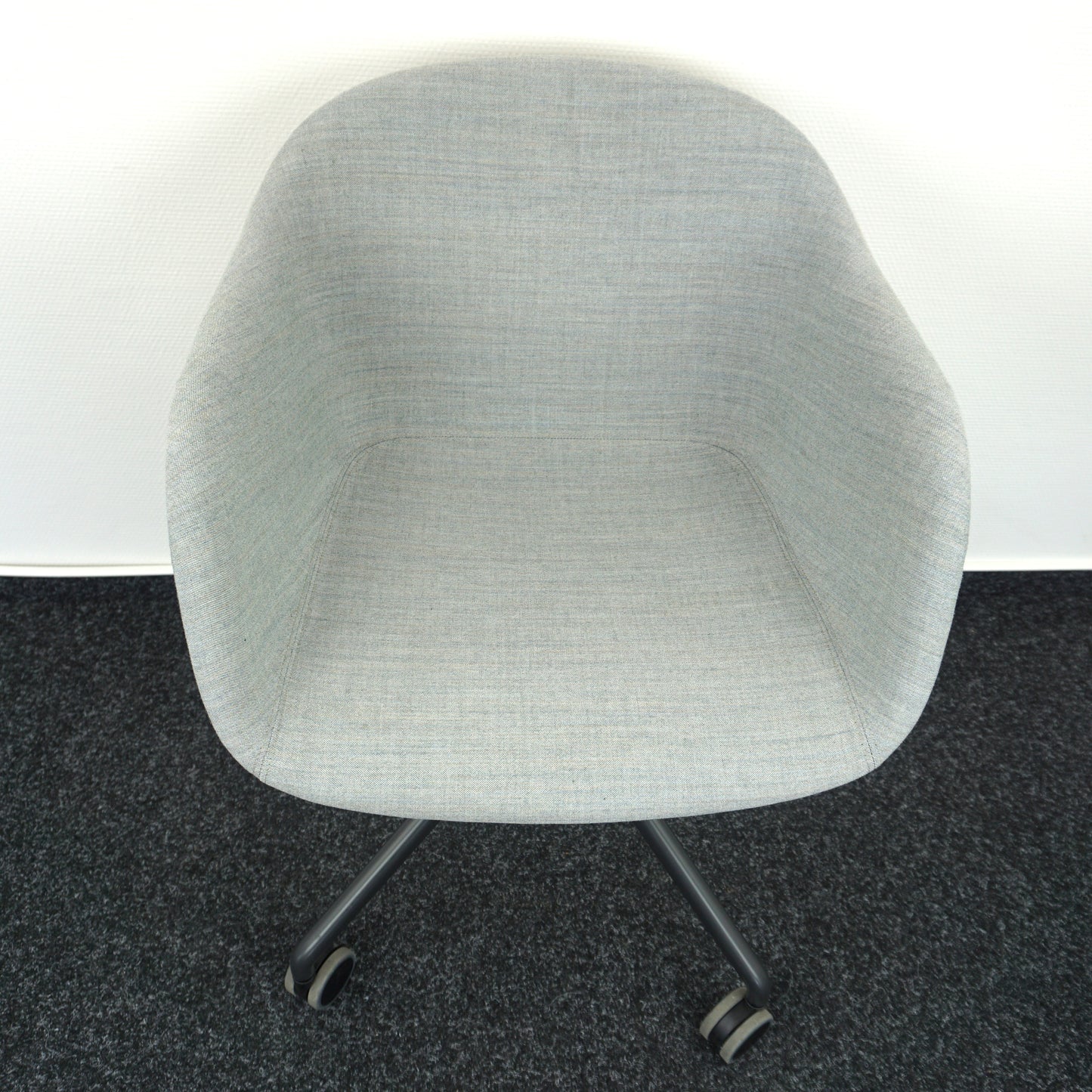 Muuto Fiber Vergaderstoel | Conferentiestoel | Blauw/Groen Gemêleerd
