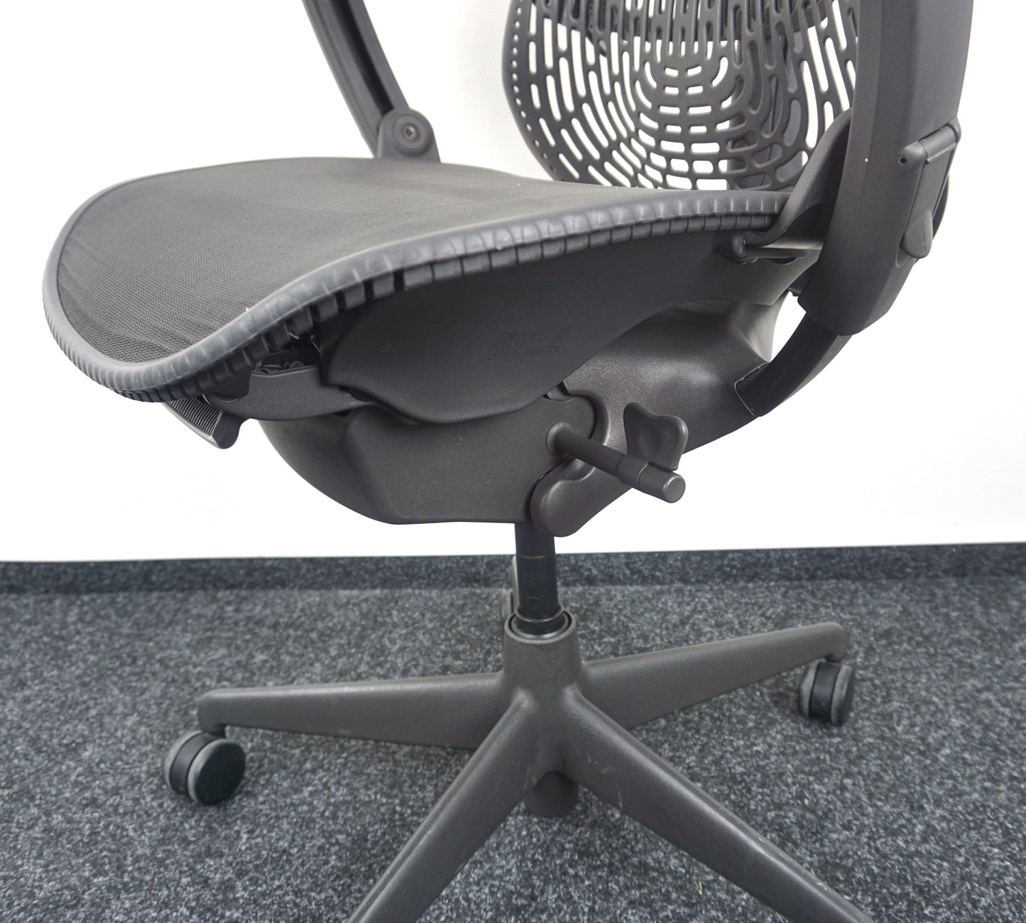 Herman Miller Mirra Bureaustoel | Ergonomisch | Antraciet