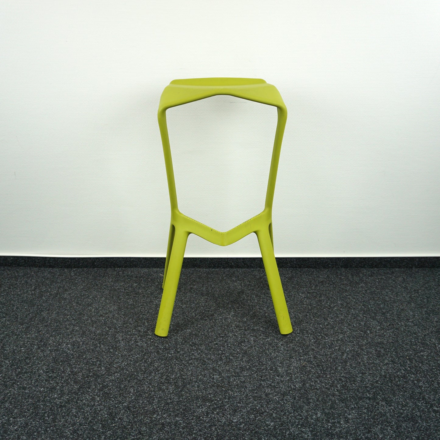 Plank Miura Design Barkruk | Groen | Zithoogte 78 cm