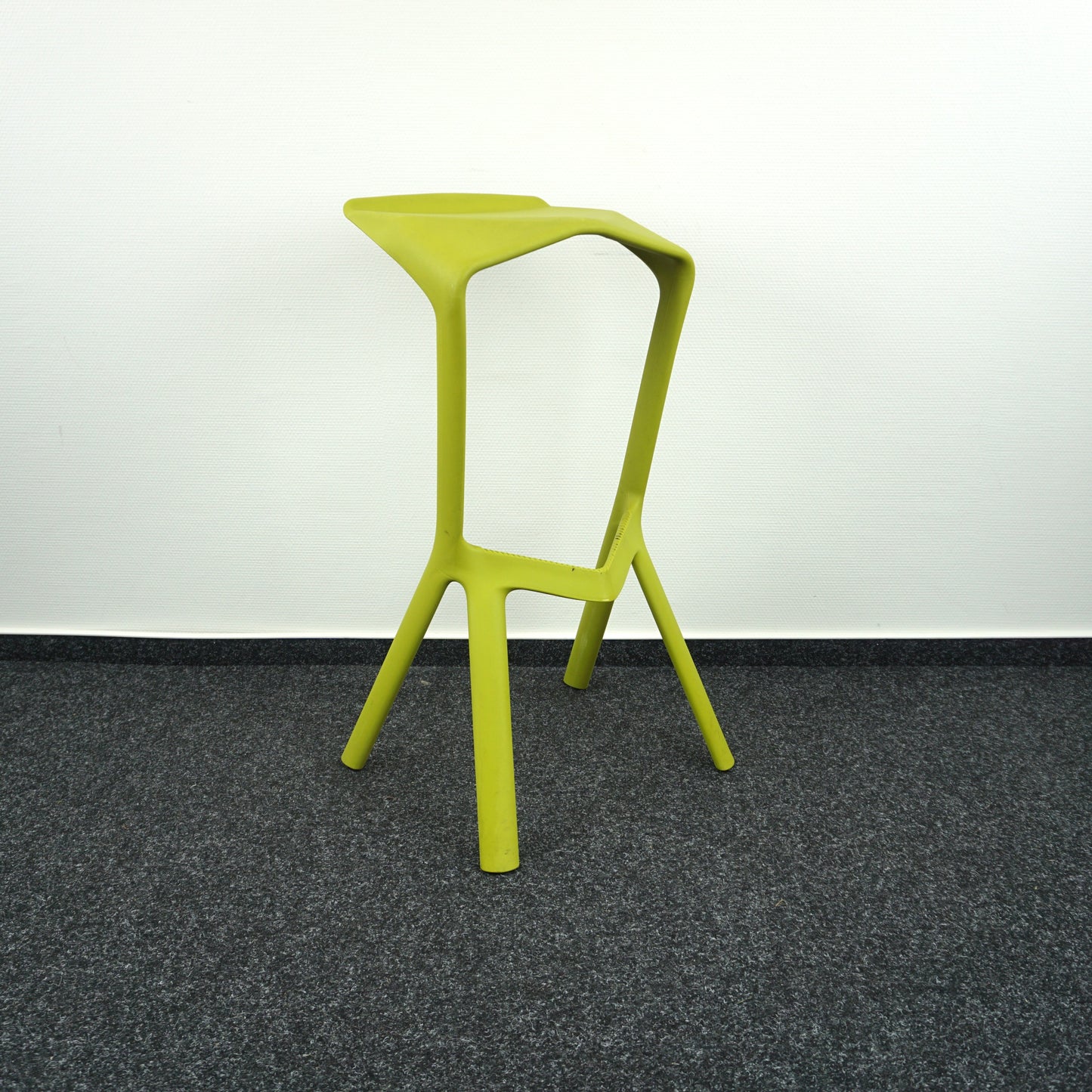 Plank Miura Design Barkruk | Groen | Zithoogte 78 cm
