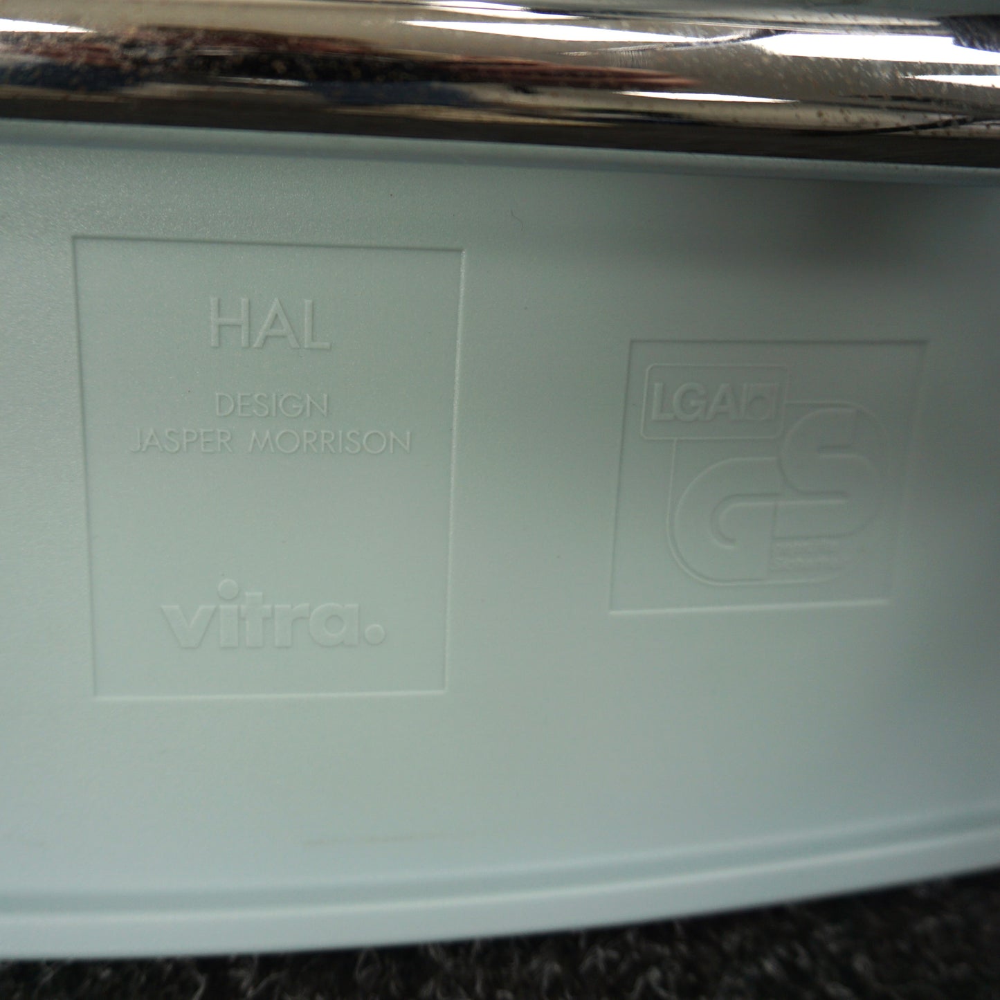 Vitra HAL RE Medium Design Barkruk | Lichtblauw | Zithoogte ca. 66 cm