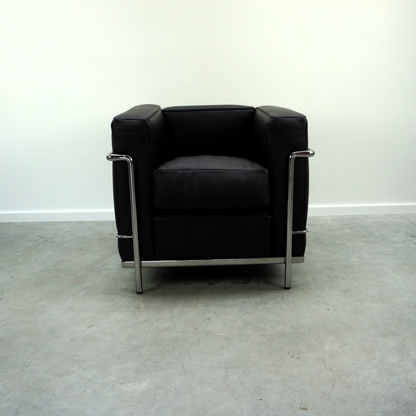 Cassina LC2 Fauteuil Grand Confort Petit Modèle | Zwart