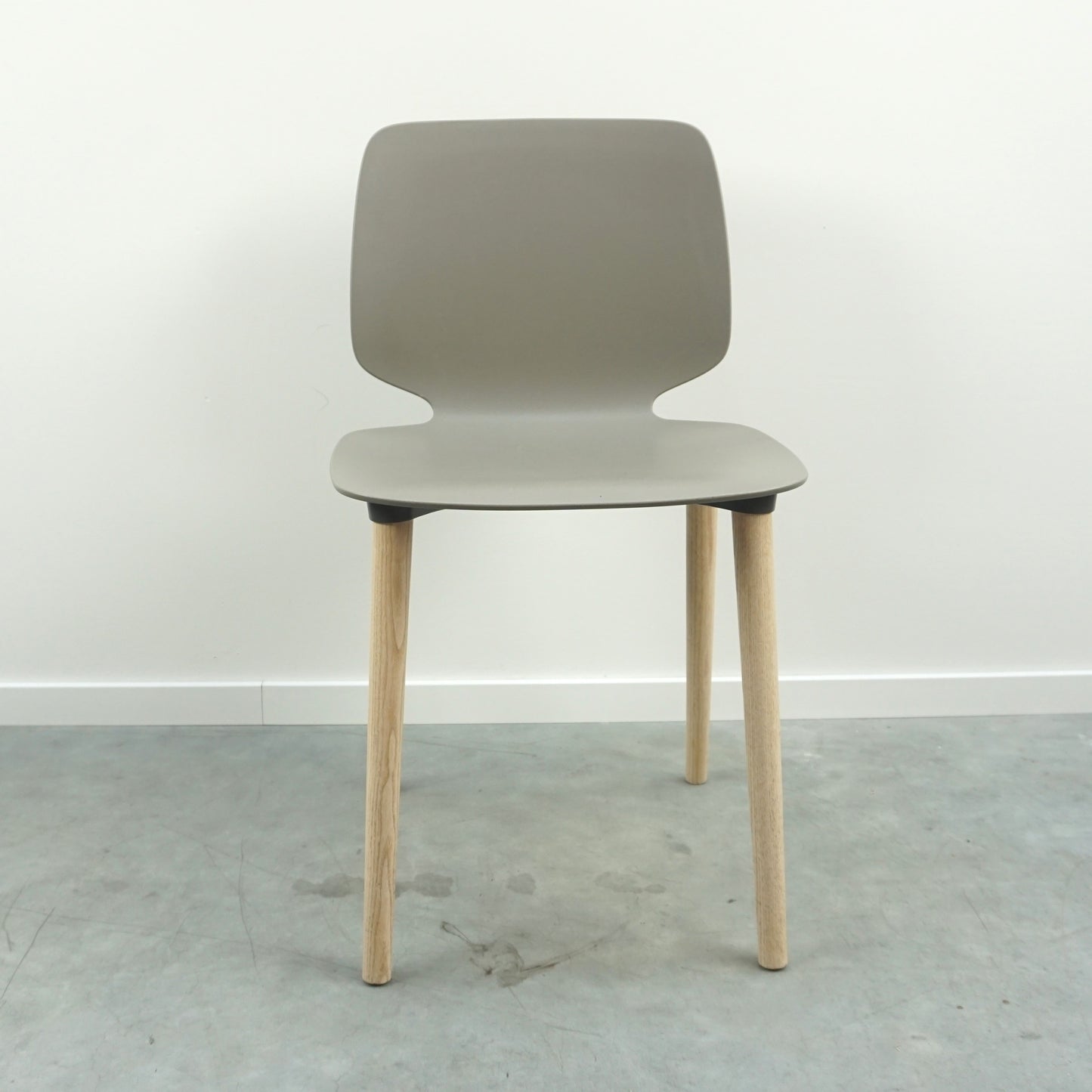 Pedrali Babila 2750 Design Stoel | Kantinestoel | Grijs