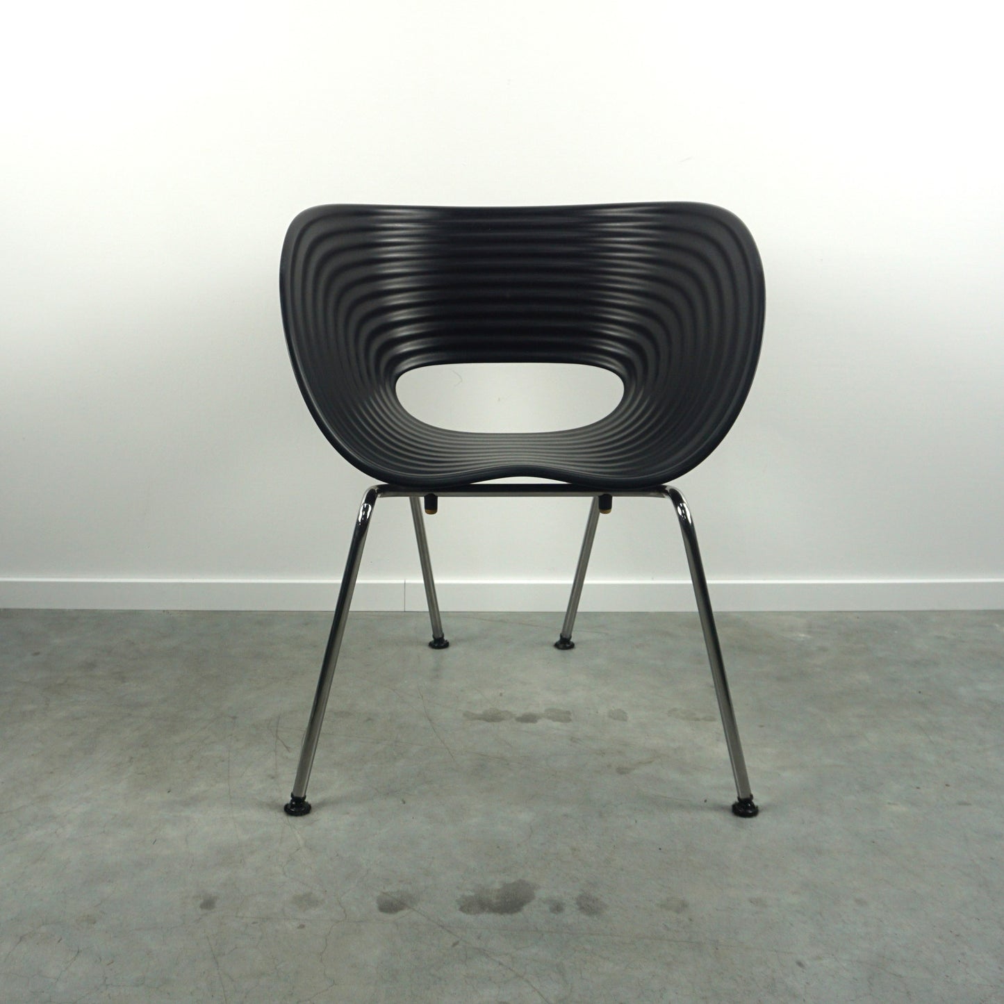 Vitra Tom Vac Chair Design Stoel | Zwart
