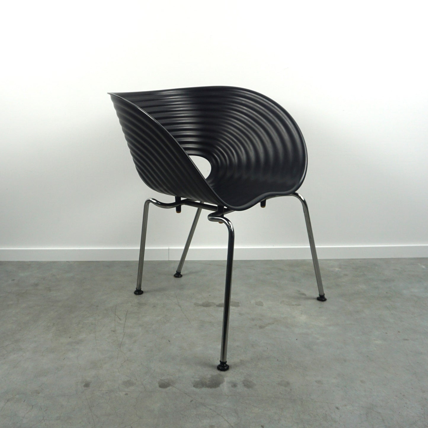 Vitra Tom Vac Chair Design Stoel | Zwart