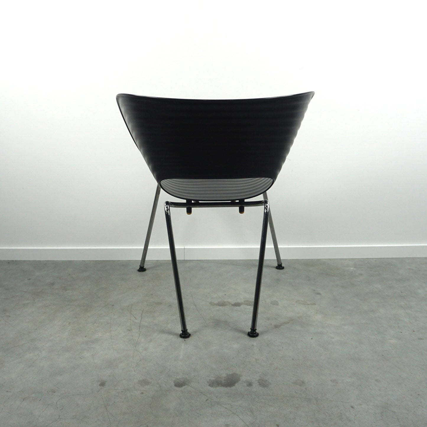 Vitra Tom Vac Chair Design Stoel | Zwart