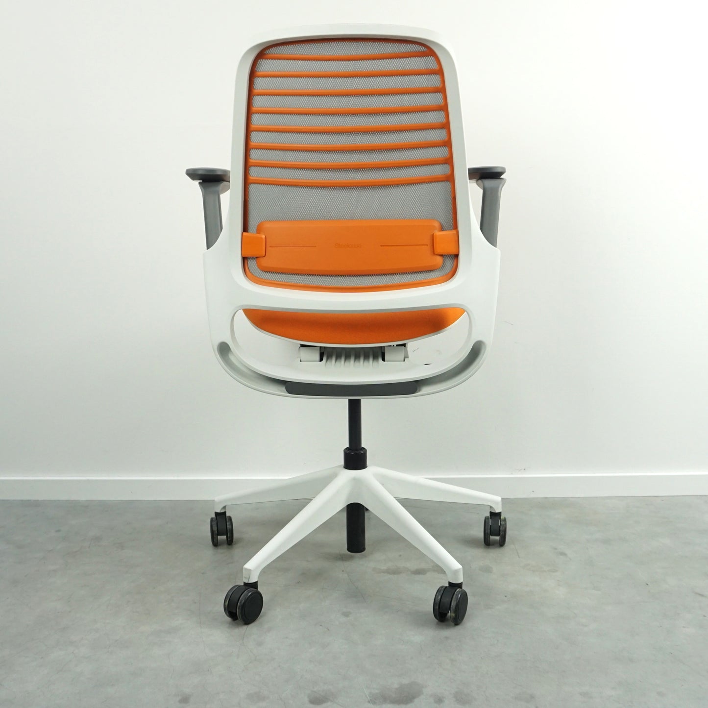 Steelcase Series 1 Bureaustoel | Ergonomisch | Oranje