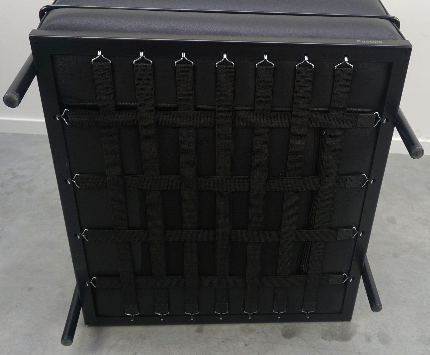 Cassina LC2 Fauteuil Grand Confort Petit Modèle | Zwart / Zwart