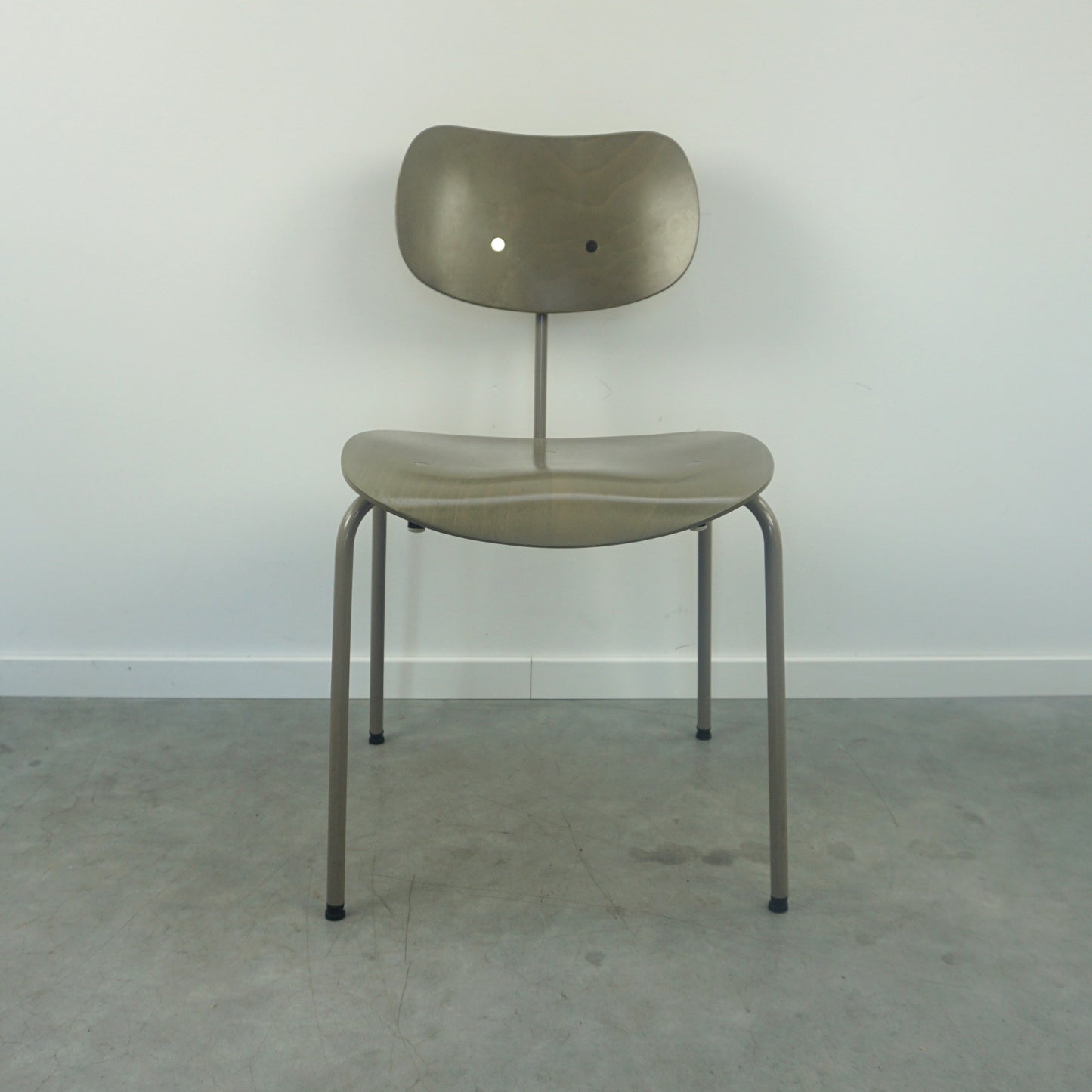 Wilde + Spieth van Egon Eiermann SE68 Stoel | Groen | Hout