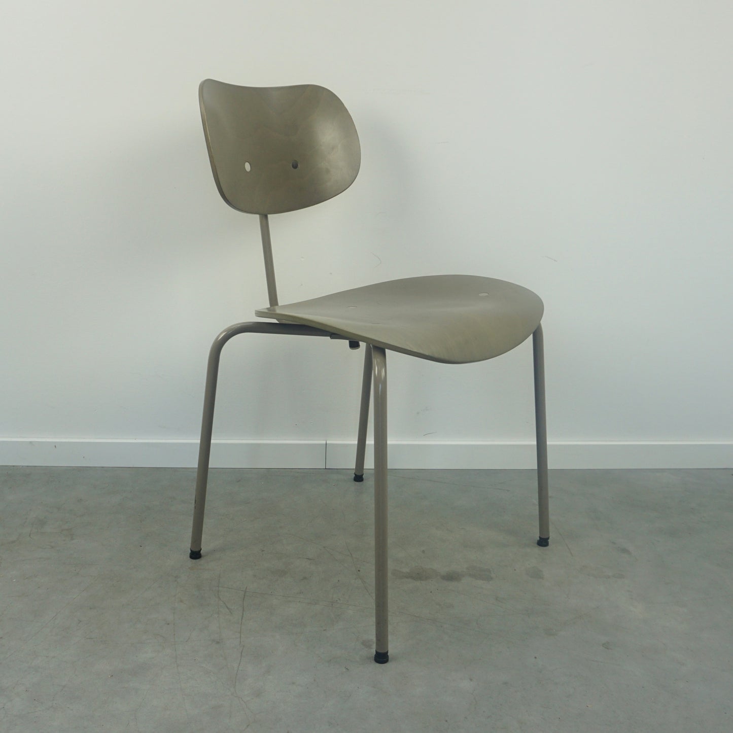 Wilde + Spieth van Egon Eiermann SE68 Stoel | Groen | Hout