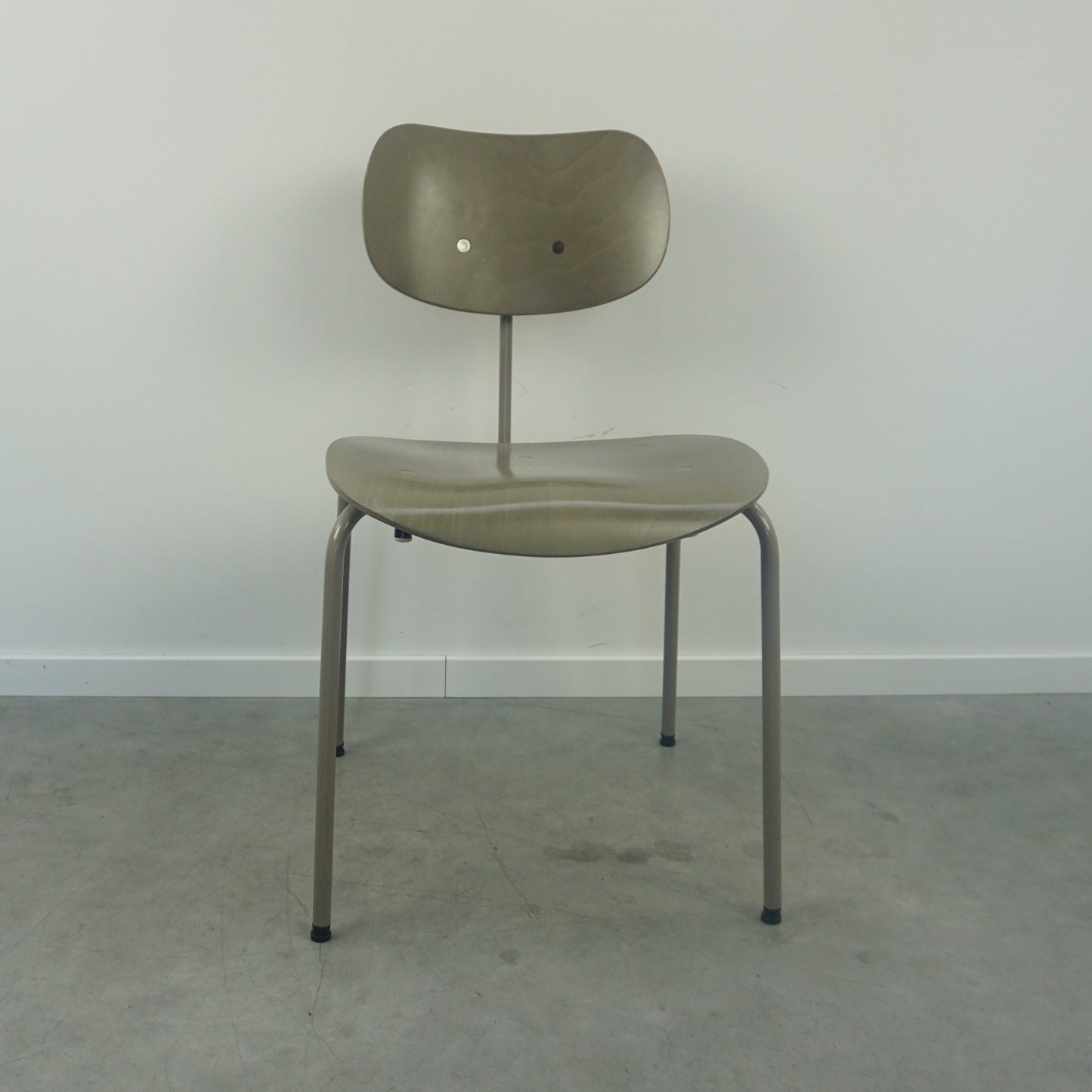 Wilde + Spieth van Egon Eiermann SE68 Stoel | Groen | Hout