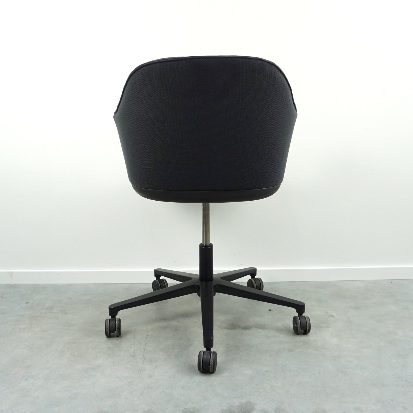 Vitra Softshell Vergaderstoel | Donkergrijs | Verrijdbaar
