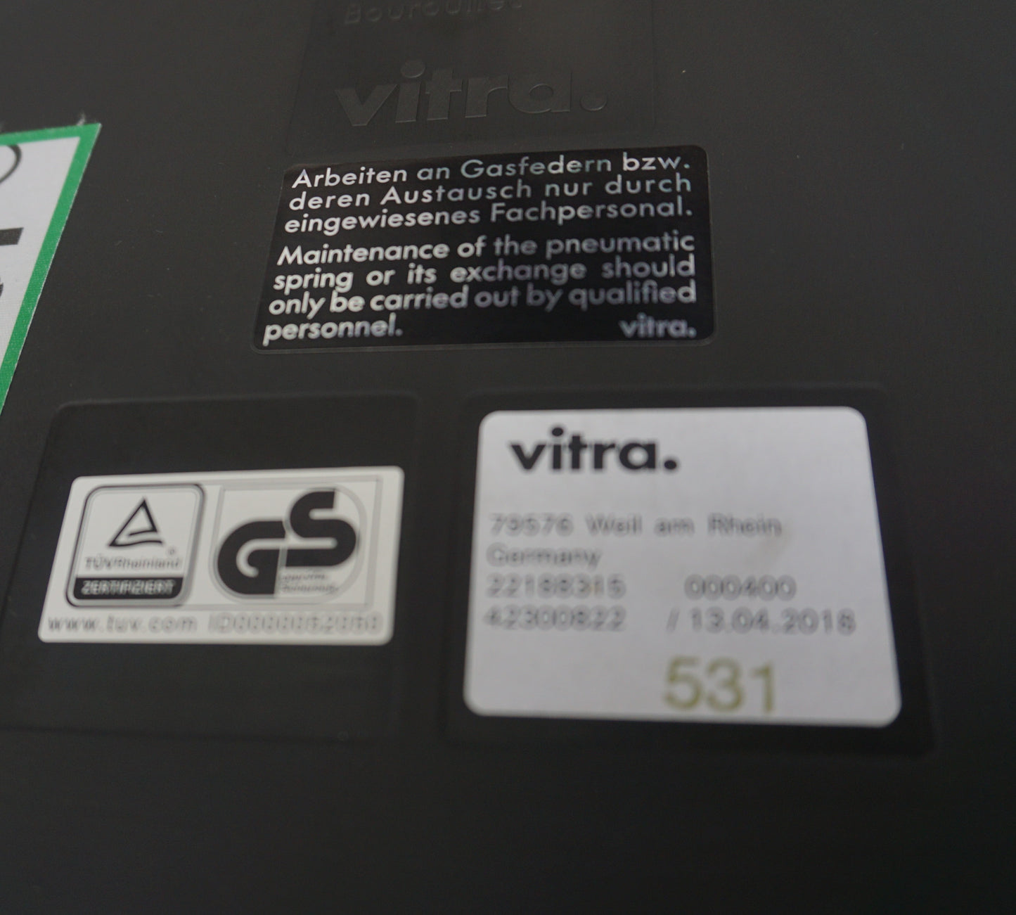 Vitra Softshell Vergaderstoel | Donkergrijs | Verrijdbaar