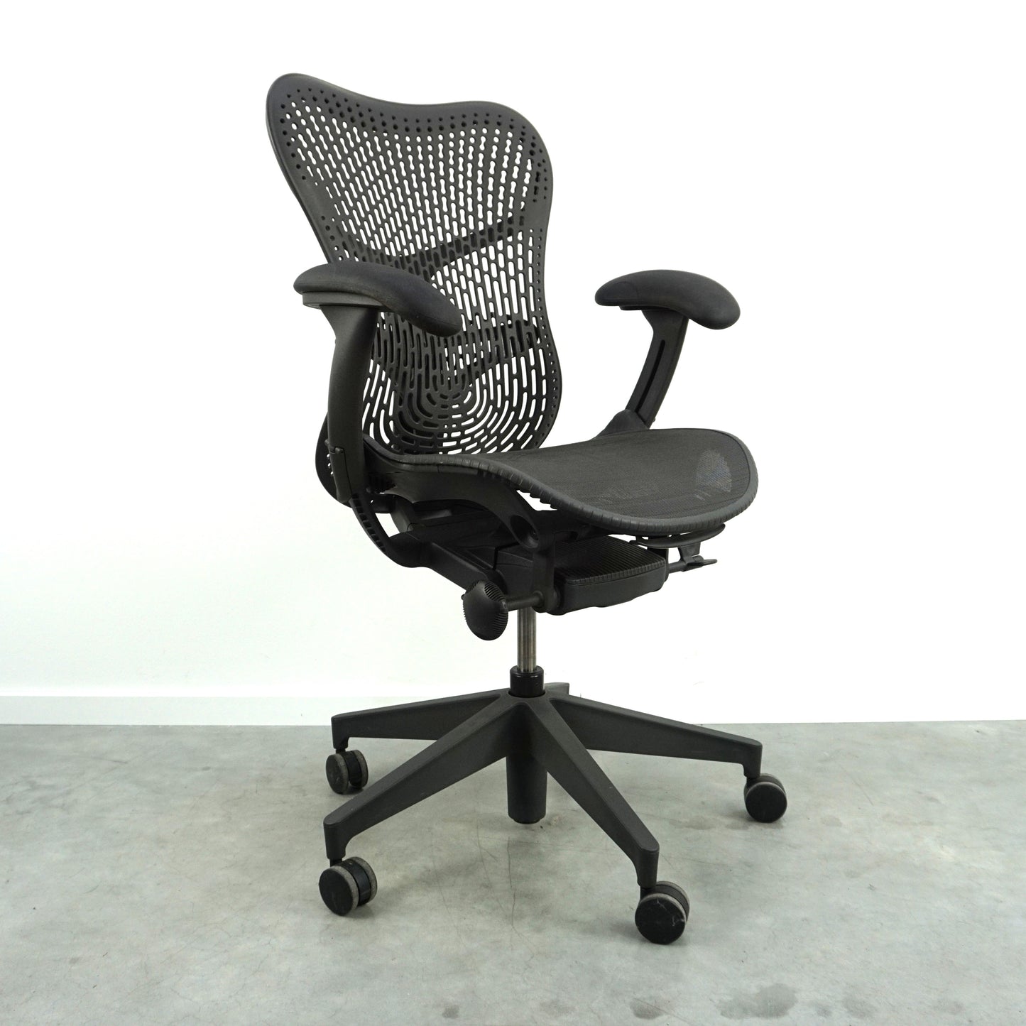 Herman Miller Mirra 2 Bureaustoel | Ergonomisch | Graphit / Zwart