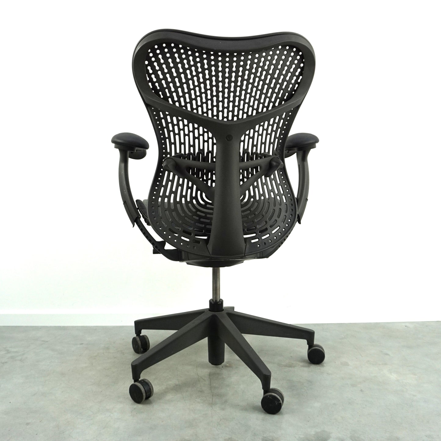 Herman Miller Mirra 2 Bureaustoel | Ergonomisch | Graphit / Zwart