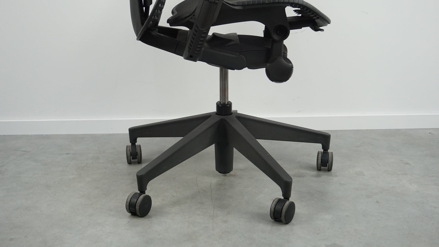 Herman Miller Mirra 2 Bureaustoel | Ergonomisch | Graphit / Zwart