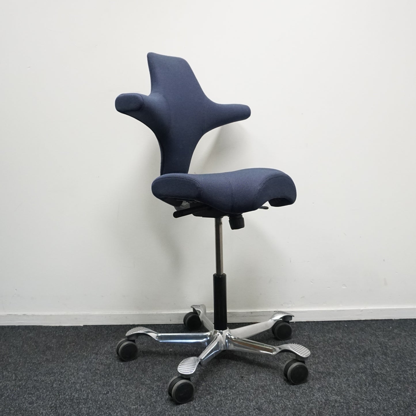 HAG Capisco 8106 Bureaustoel | Grijs | 52 - 70 cm