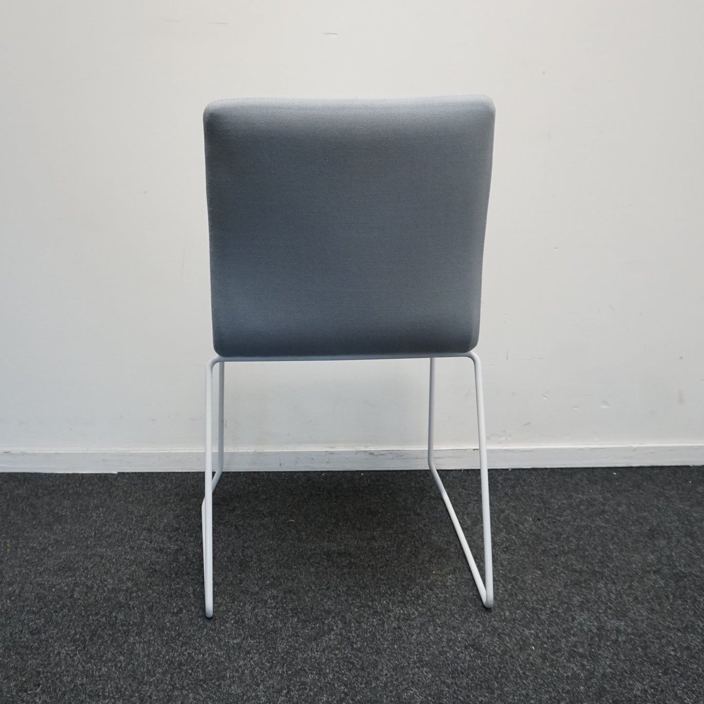 Lande Ray Vergaderstoel | Lichtgrijs