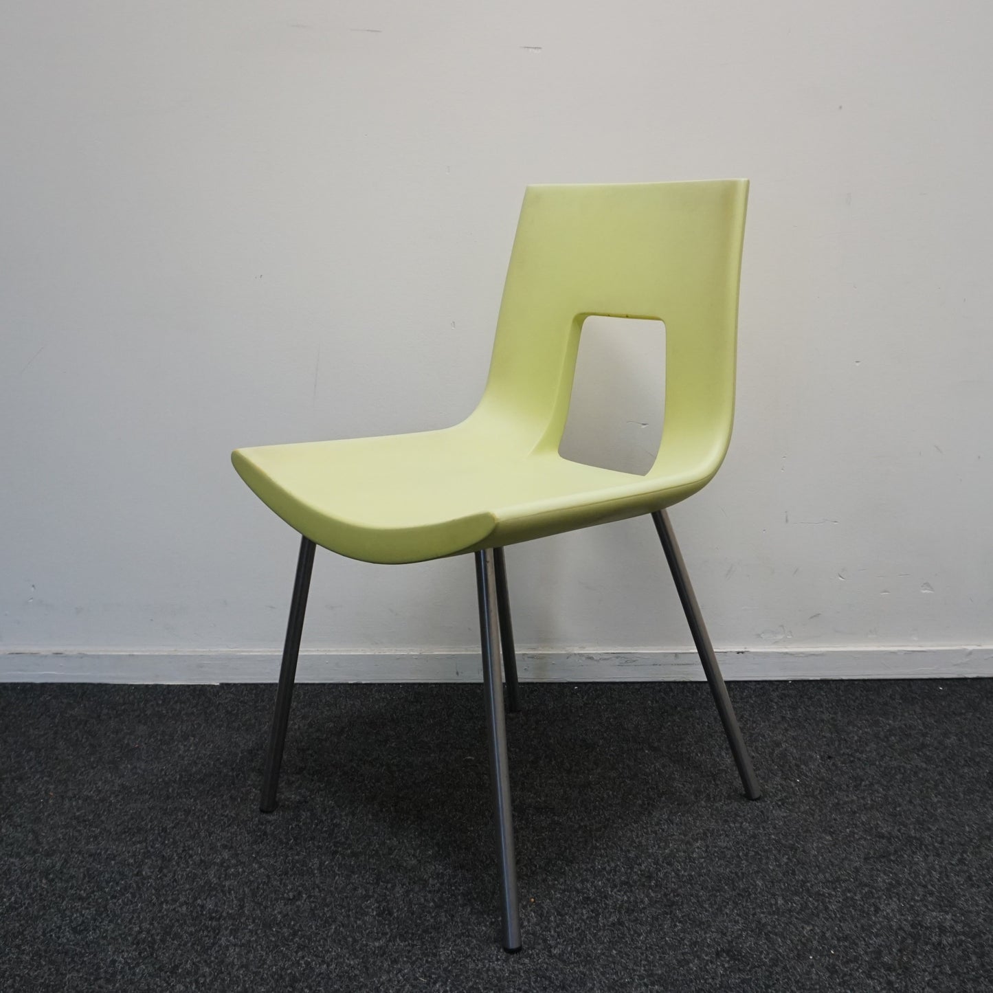 Tonon Nine Eighteen Design Stoel | Limegroen