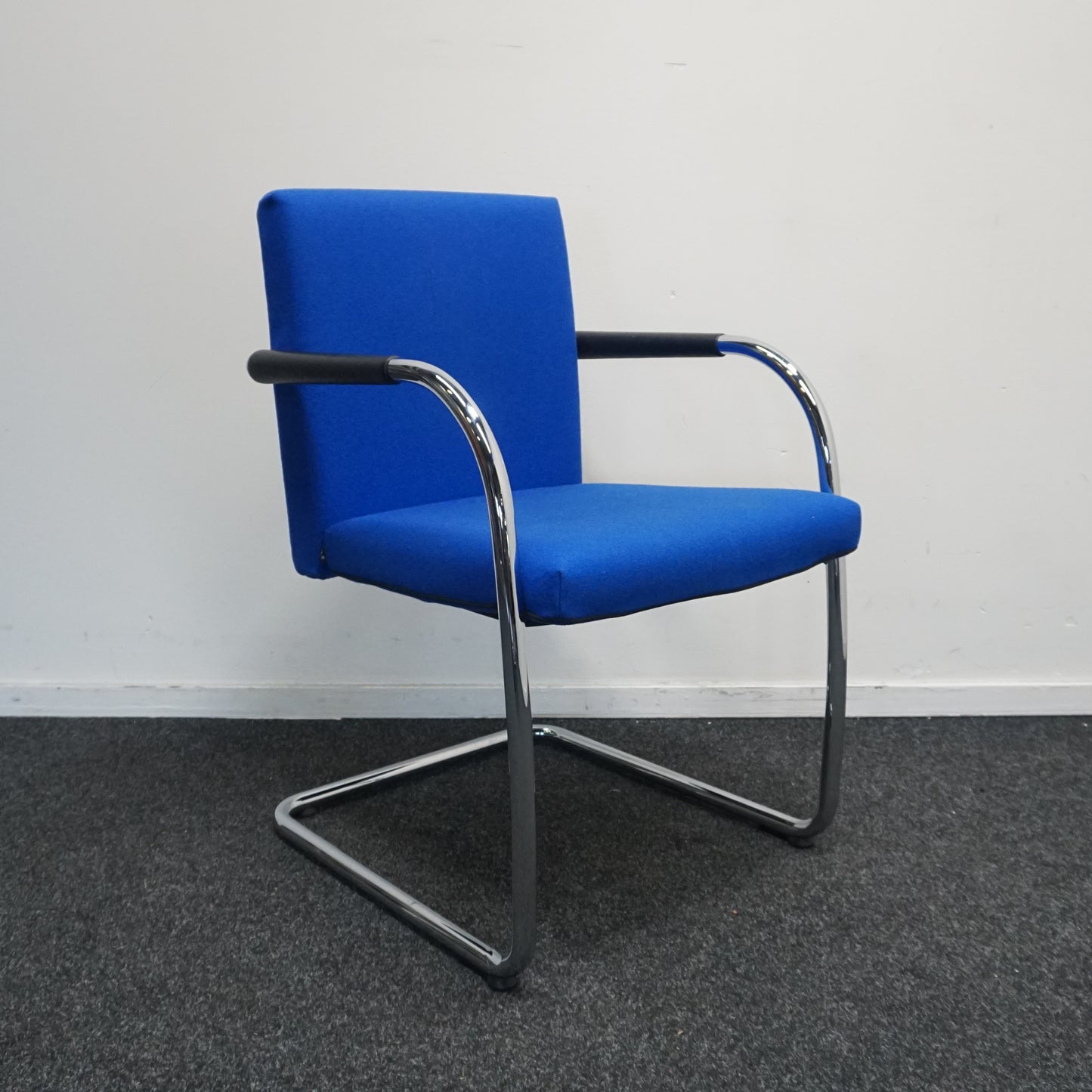 Vitra Visasoft Design Stoel | Vergaderstoel | Blauw