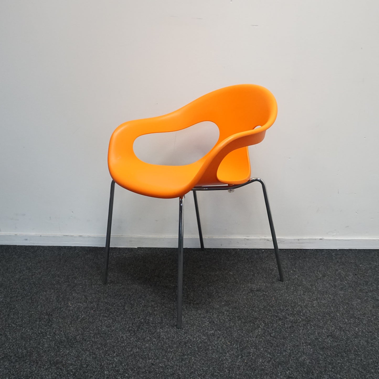 Arrmet Sunny Design Stoel | Kantinestoel | Oranje