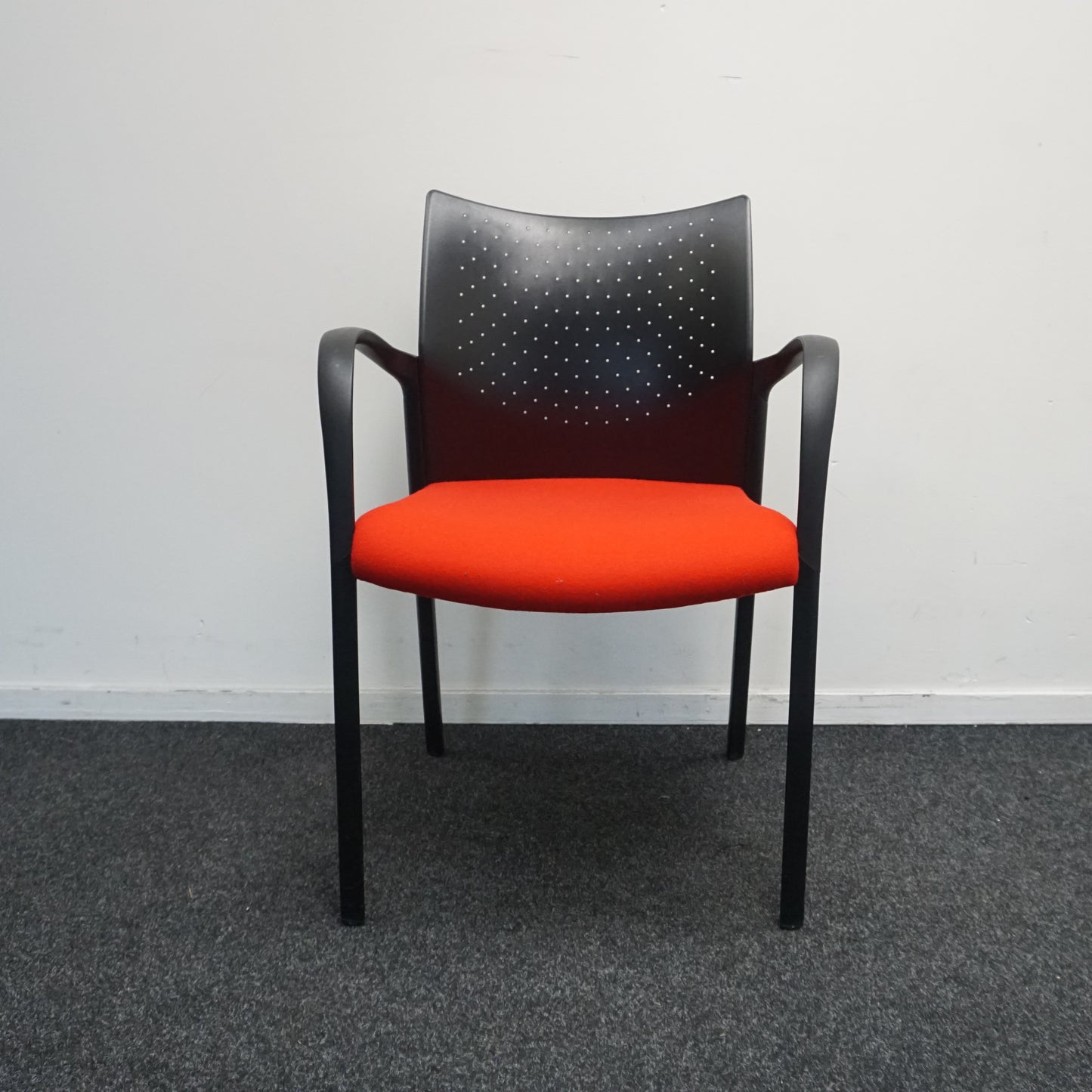 Senator Trillipse Vergaderstoel | Rood