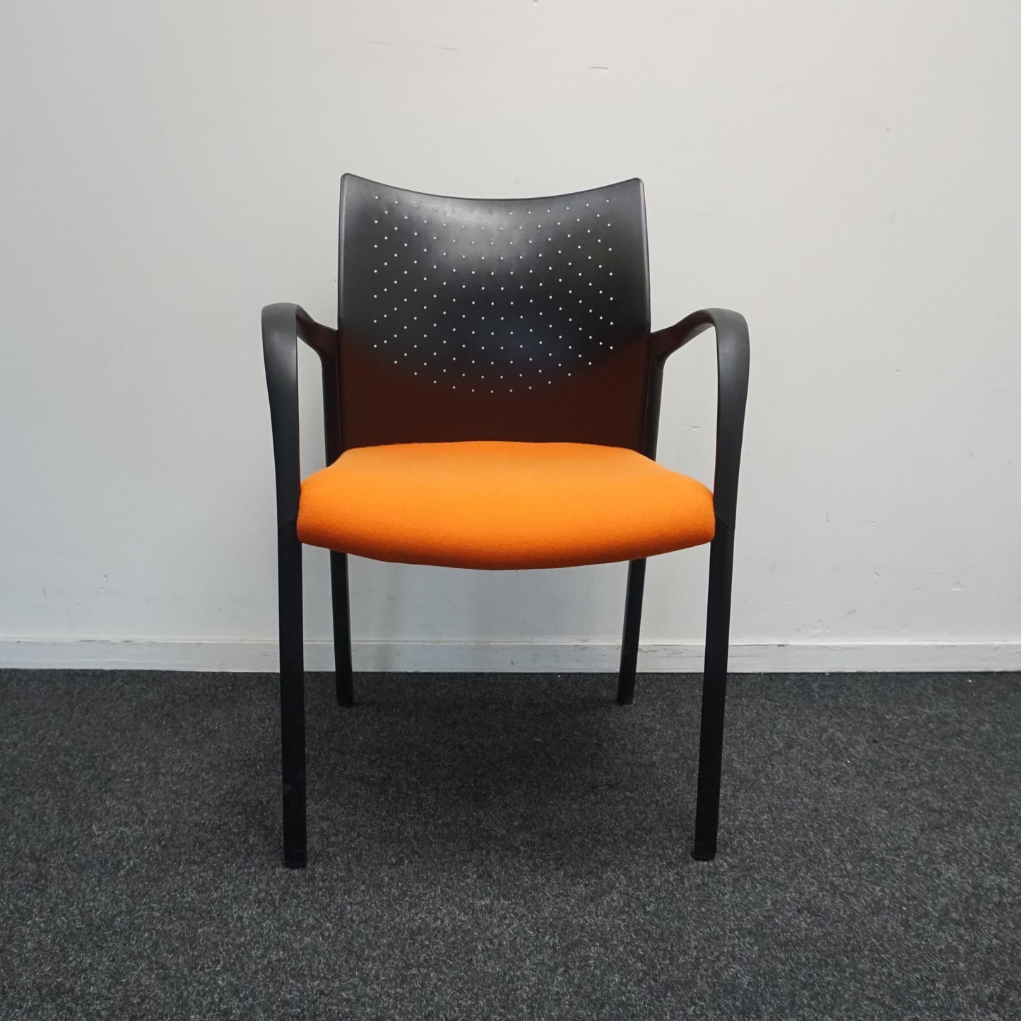 Senator Trillipse Vergaderstoel | Oranje
