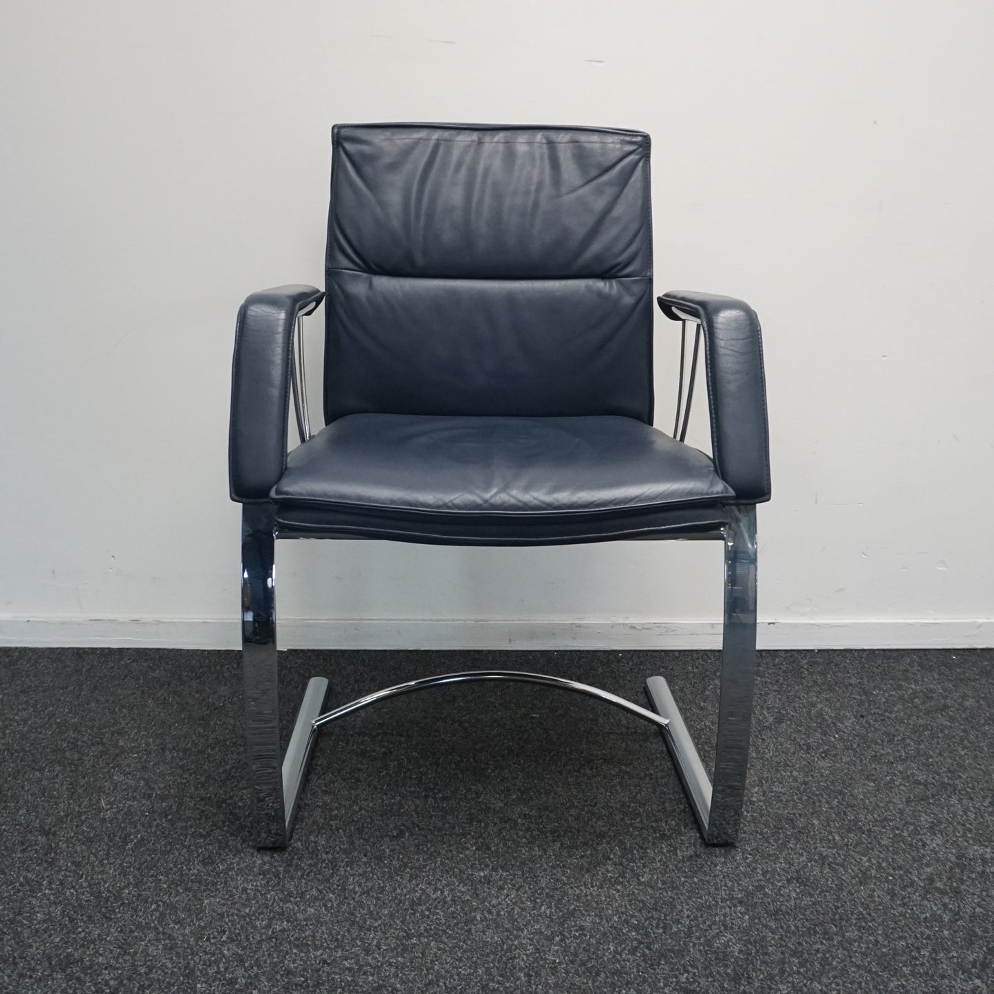 Sitag Vergaderstoel | Leer | Donkerblauw