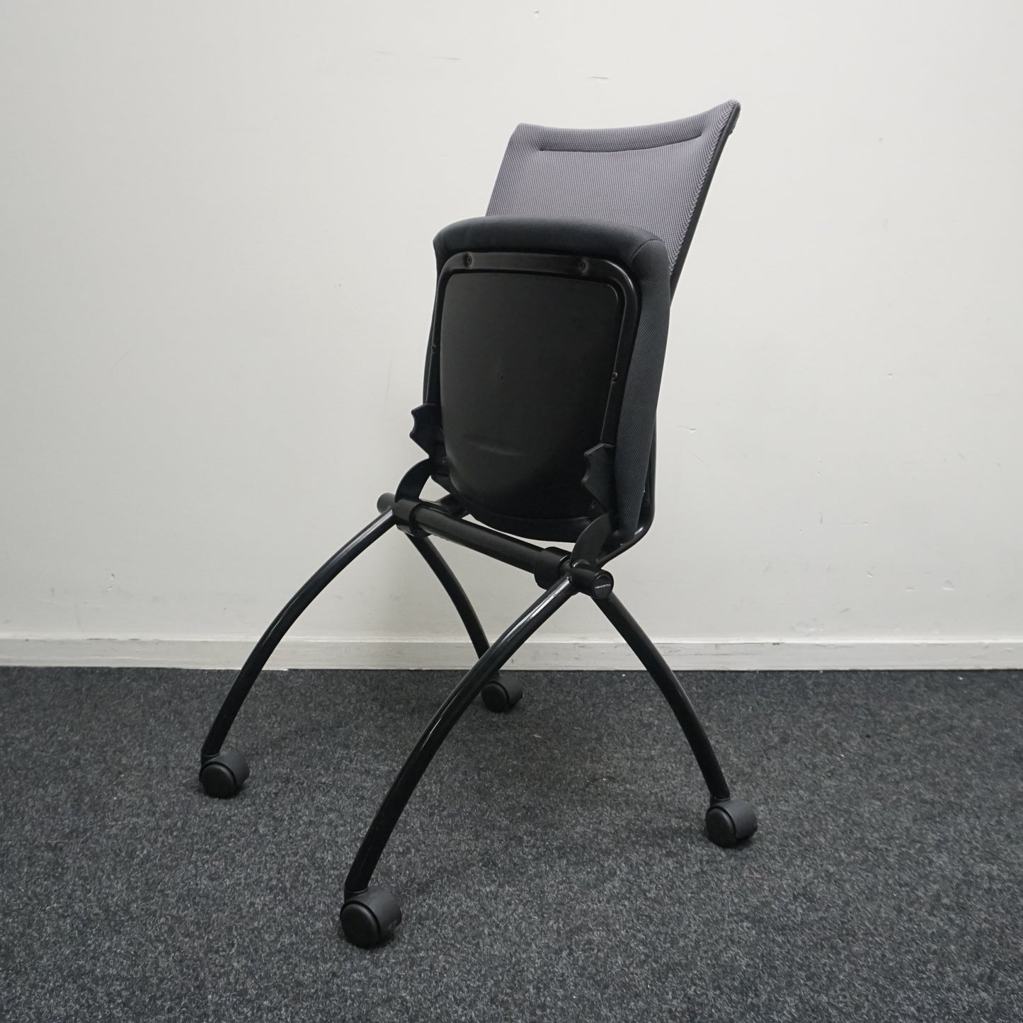 Haworth Comforto X99 Vergaderstoel | Grijs | Opklapbaar