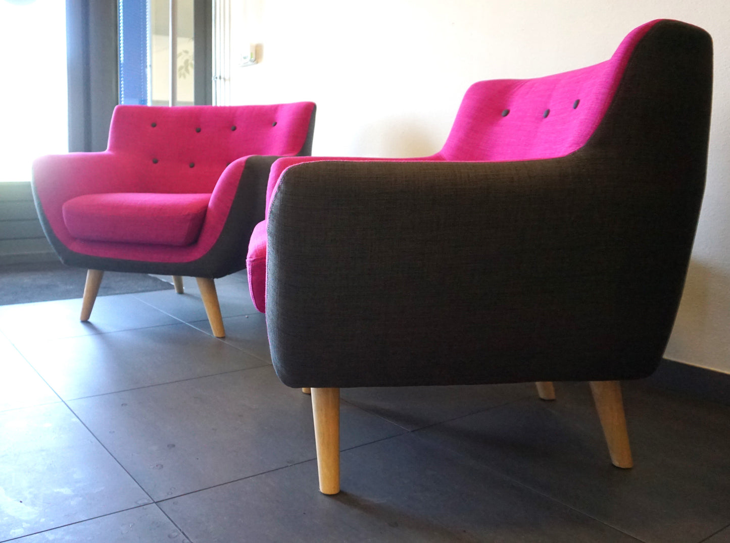 Design Fauteuil | Design Stoel | Fuchsia / Grijs