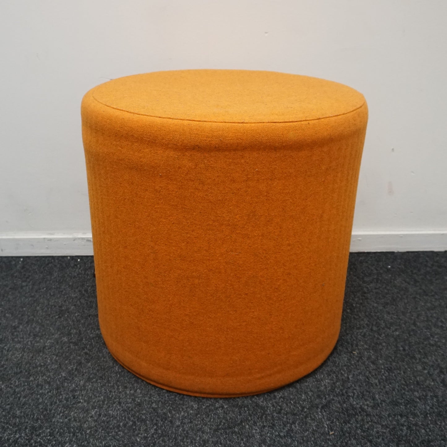 BuzziSpace BuzziSpot Akoestische Design Poef | Oranje