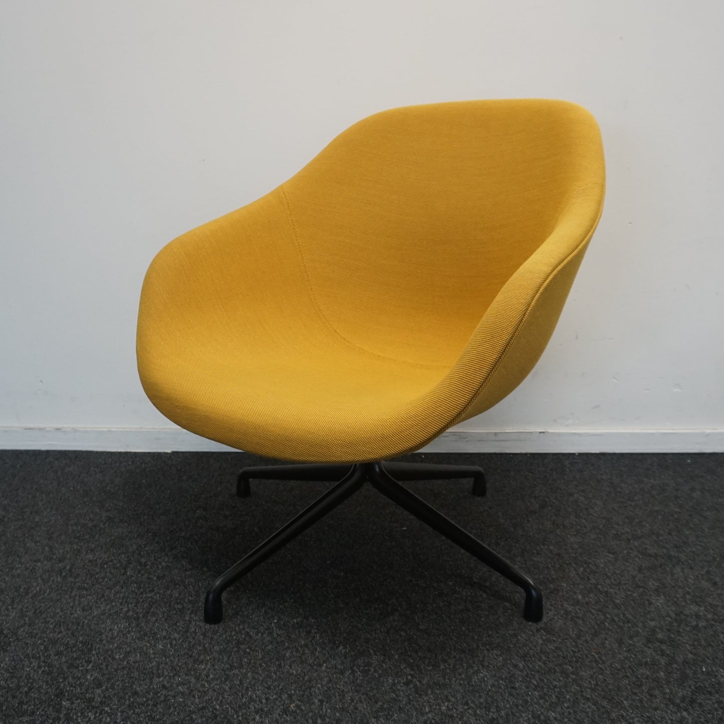 Hay About a Lounge AAL 81 Design Fauteuil | Okergeel