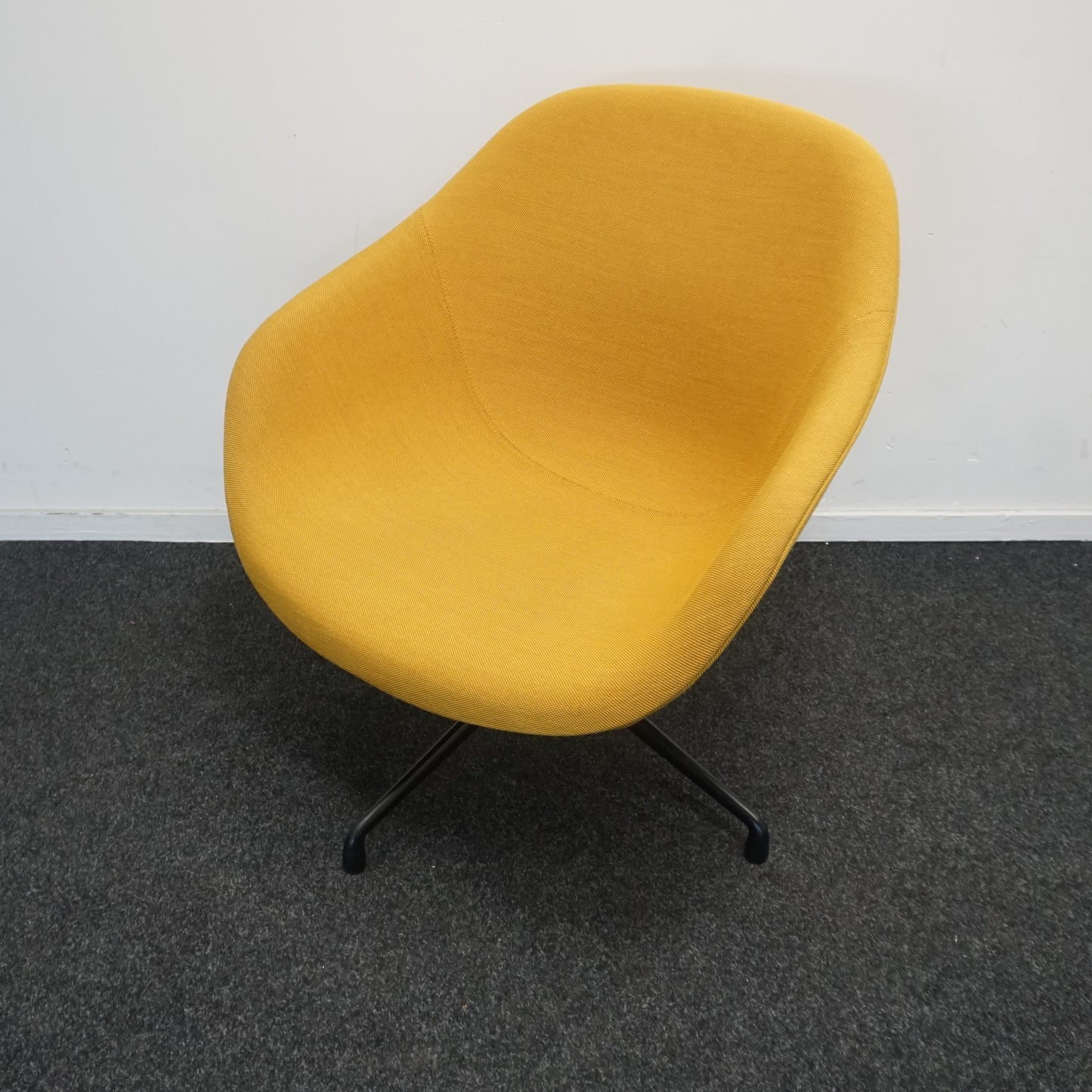 Hay About a Lounge AAL 81 Design Fauteuil | Okergeel