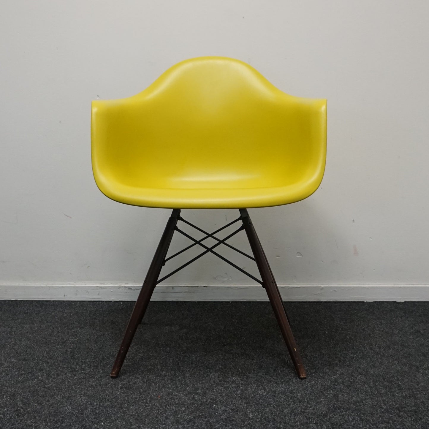 Vitra Eames DAW Design Stoel | Licht Groen