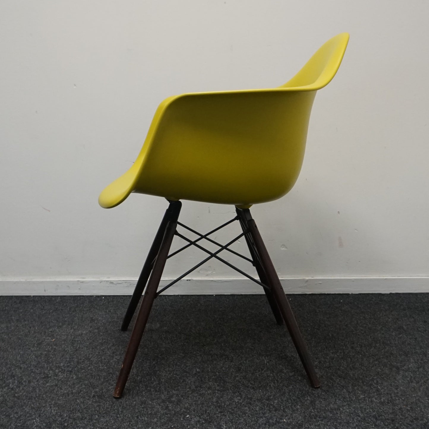 Vitra Eames DAW Design Stoel | Licht Groen