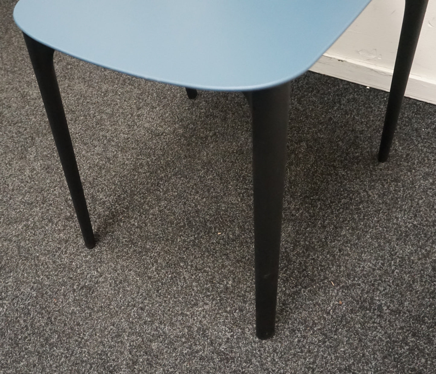 Vitra Eames Belleville Design Stoel | Blauw / Zwart