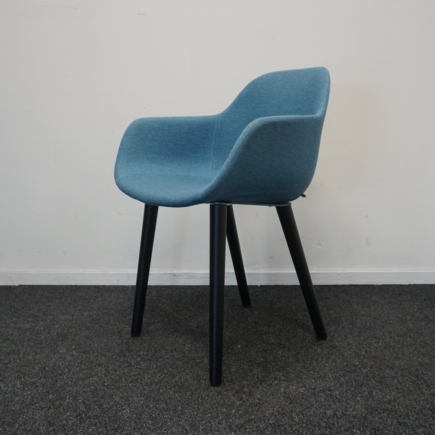 Crassevig Pola Round Vergaderstoel | Blauw
