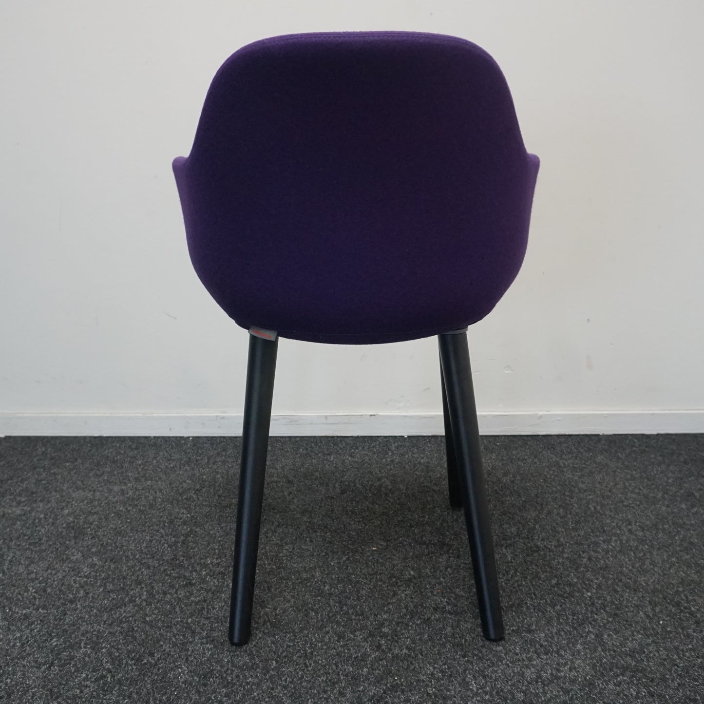 Crassevig Pola Round Vergaderstoel | Paars