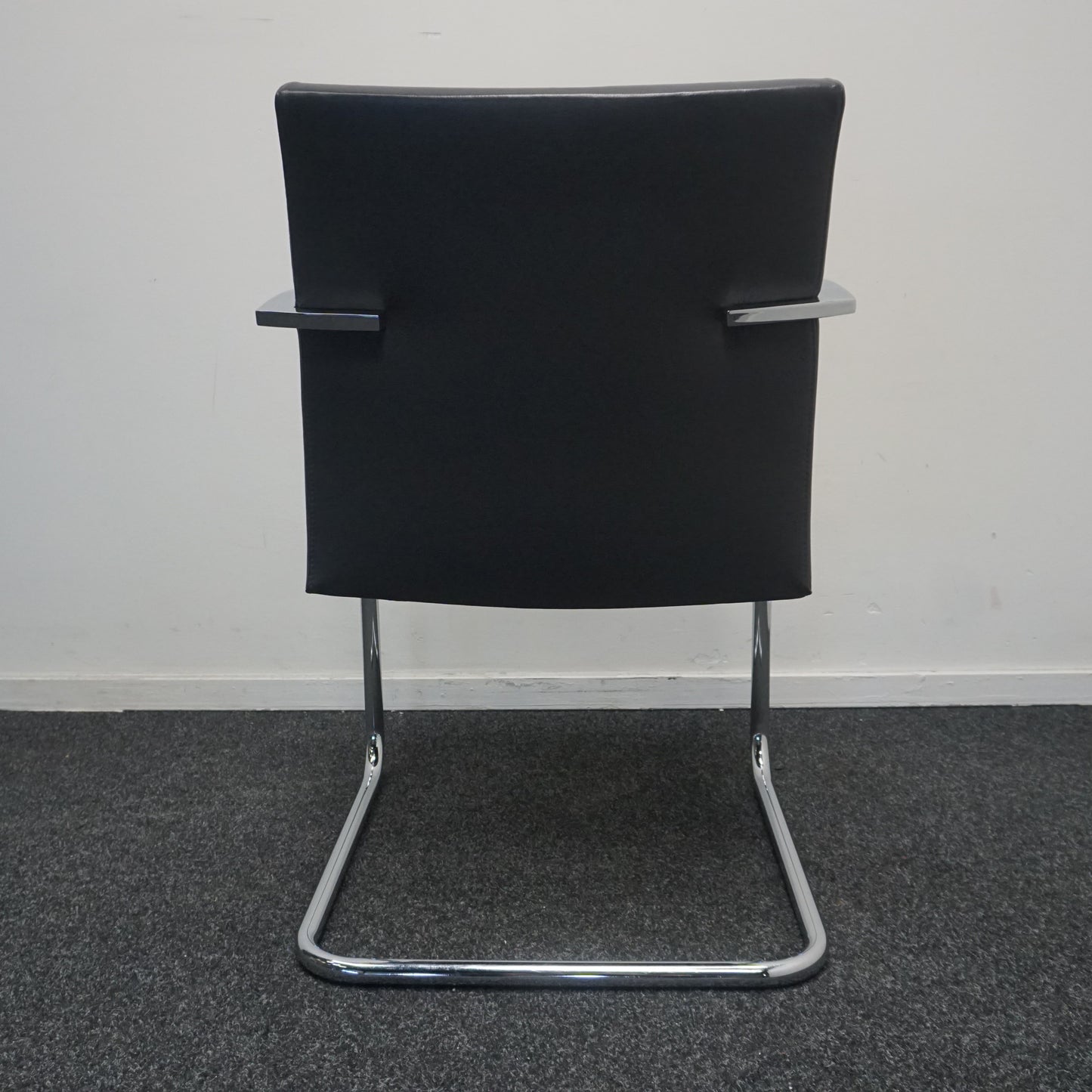 Artifort Prof Design Vergaderstoel | Zwart Leer