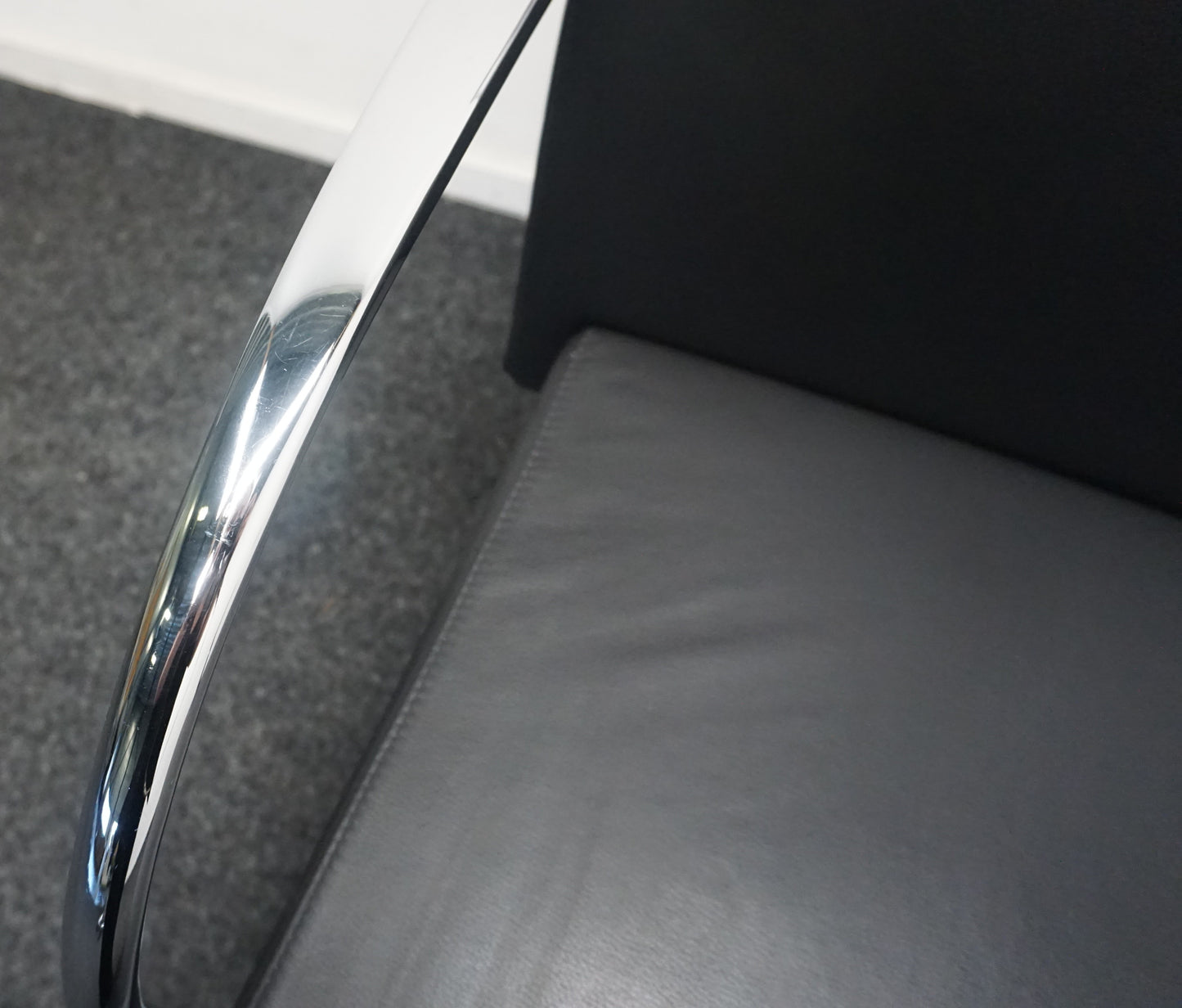 Artifort Prof Design Vergaderstoel | Zwart Leer