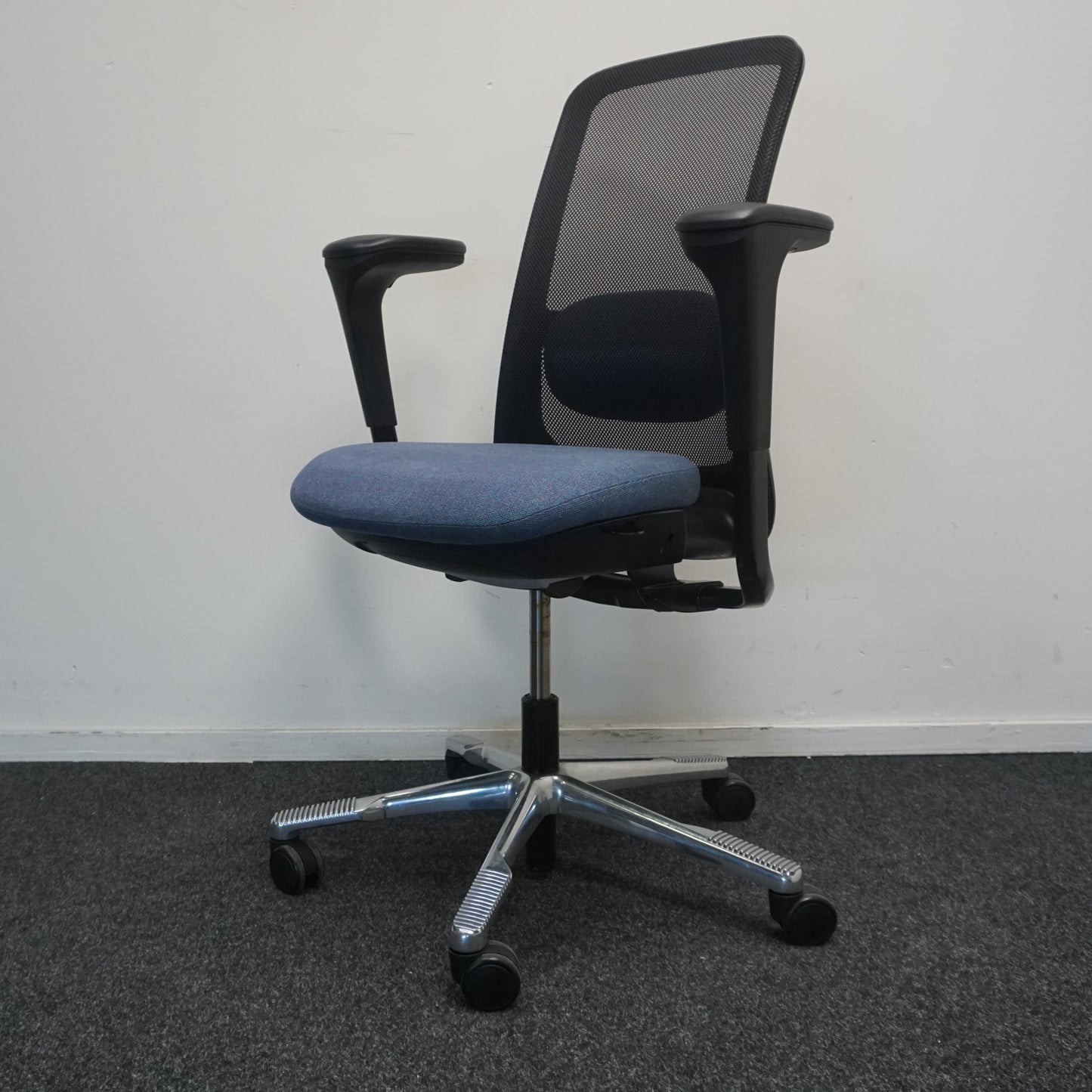 HÅG SoFi Mesh 7500 Bureaustoel | Blauw / Zwart